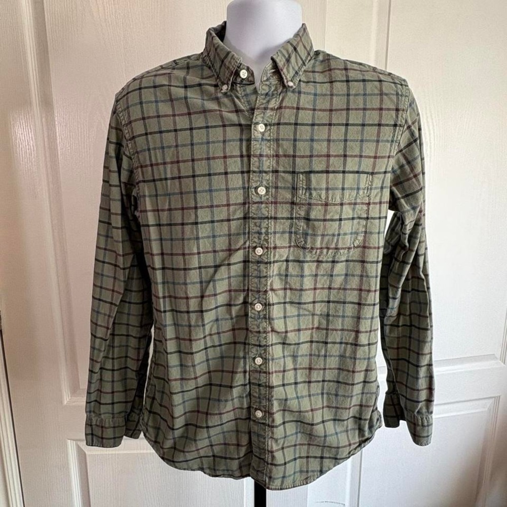 J Crew Green plaid‎ button-up shirt